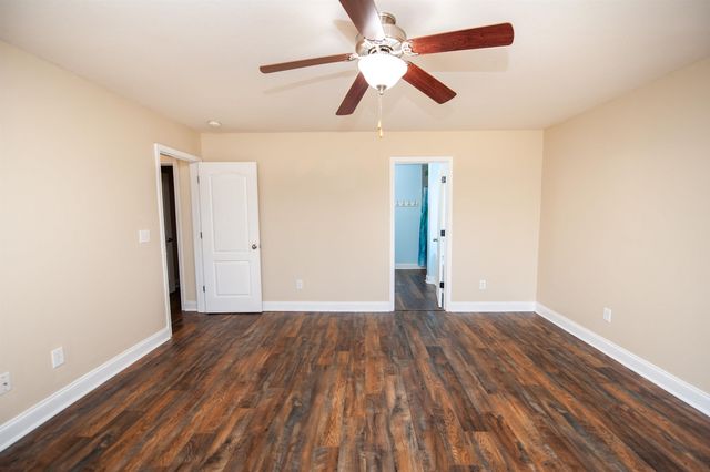 436 W Rustling Leaves Lane, Roebuck, SC 29376