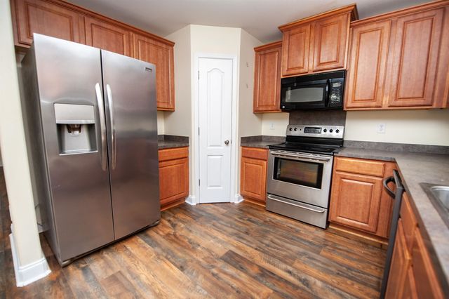 436 W Rustling Leaves Lane, Roebuck, SC 29376