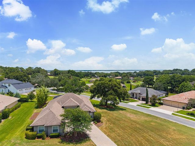 39500 HILLRISE LANE, Lady Lake, FL 32159