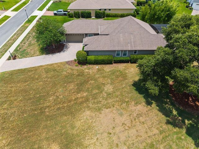 39500 HILLRISE LANE, Lady Lake, FL 32159