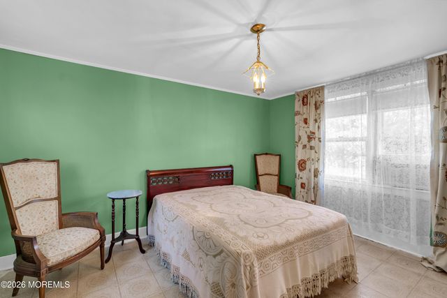 61 Broadway Road, Freehold, NJ 07728