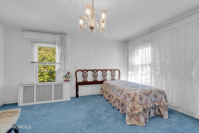 61 Broadway Road, Freehold, NJ 07728