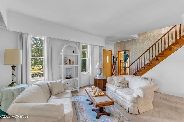 61 Broadway Road, Freehold, NJ 07728