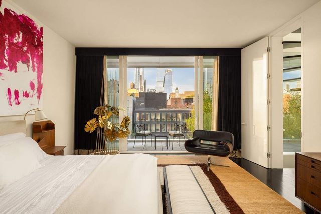 524 W 19th St Ph, New York City, NY 10011