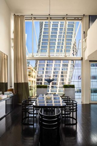 524 W 19th St Ph, New York City, NY 10011