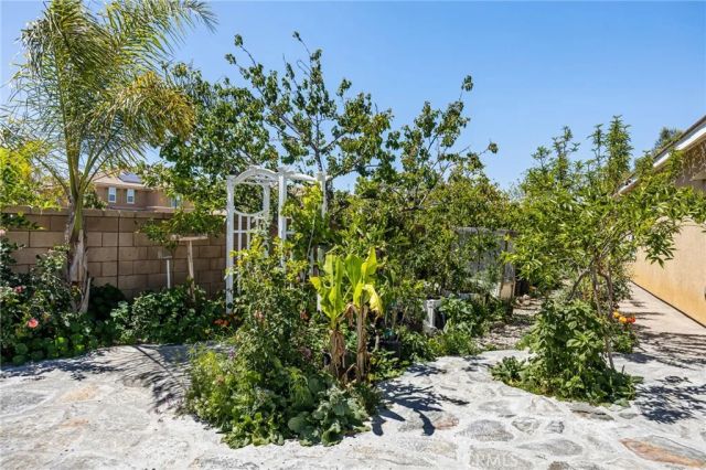 37184 Running Springs, Murrieta, CA 92563