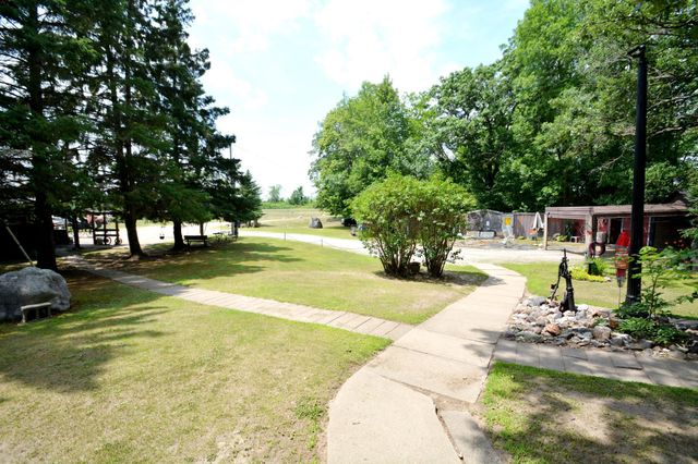18752 US Highway 169, Milaca, MN 56353