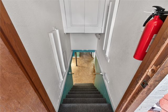 88 Bly Street, Warwick, RI 02888