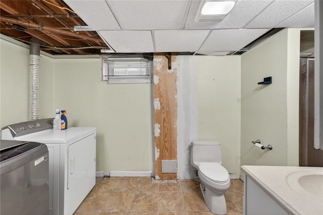 88 Bly Street, Warwick, RI 02888