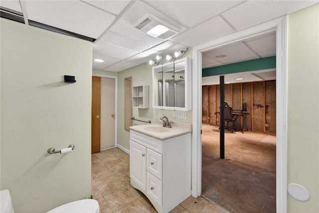 88 Bly Street, Warwick, RI 02888