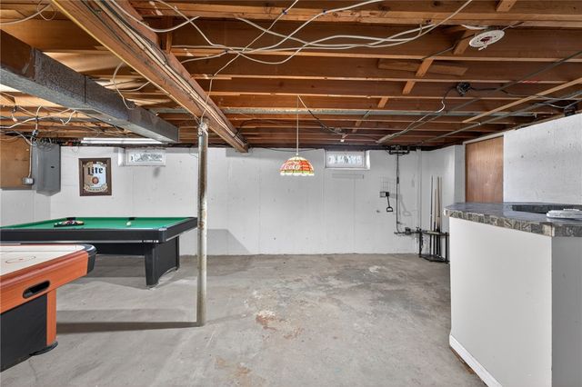 88 Bly Street, Warwick, RI 02888