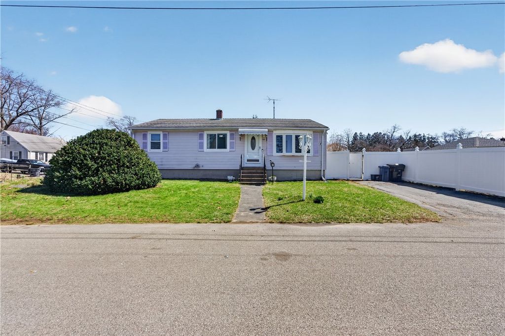 88 Bly Street, Warwick, RI 02888