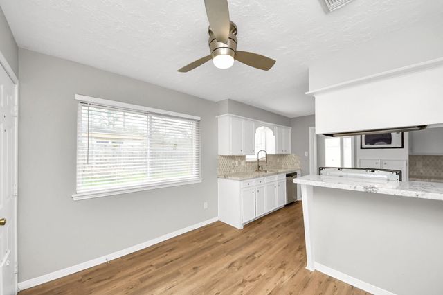 619 Shenandoah Drive, Shenandoah, TX 77381