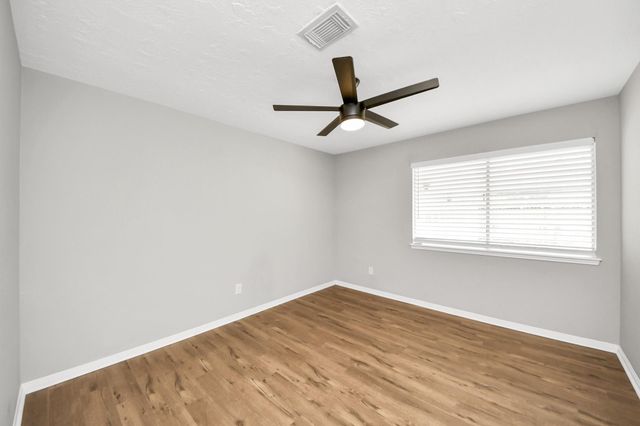 619 Shenandoah Drive, Shenandoah, TX 77381