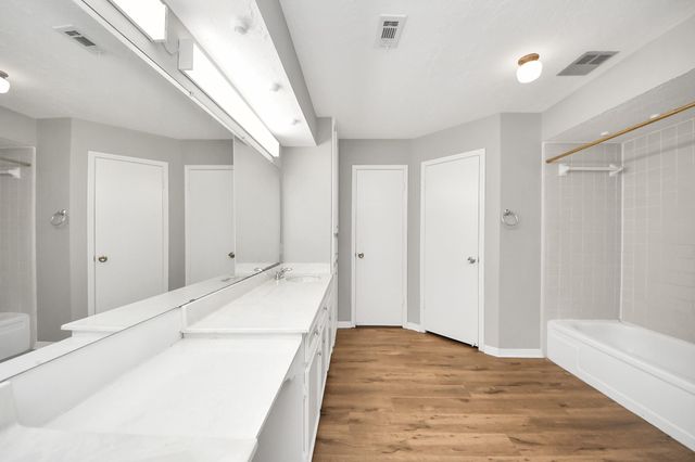 619 Shenandoah Drive, Shenandoah, TX 77381