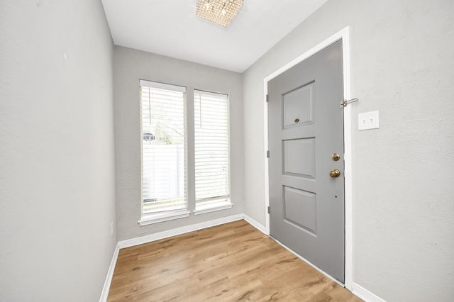 619 Shenandoah Drive, Shenandoah, TX 77381