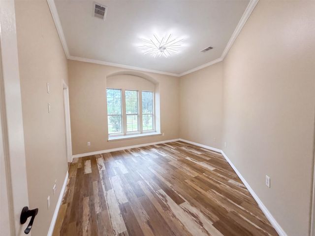 1005 Lewis Drive, Kemah, TX 77565