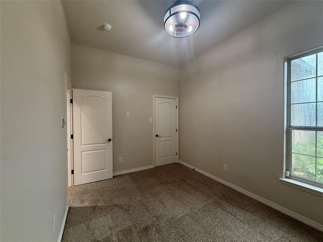 1005 Lewis Drive, Kemah, TX 77565