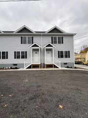 184 Avenue C -M2, Woonsocket, RI 02895