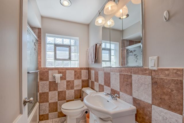 1301 Oak Park Avenue, Berwyn, IL 60402