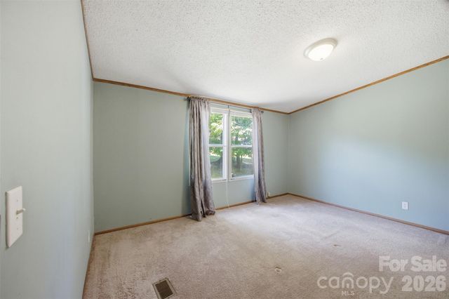 146 Mcintyre Road, Cherryville, NC 28021