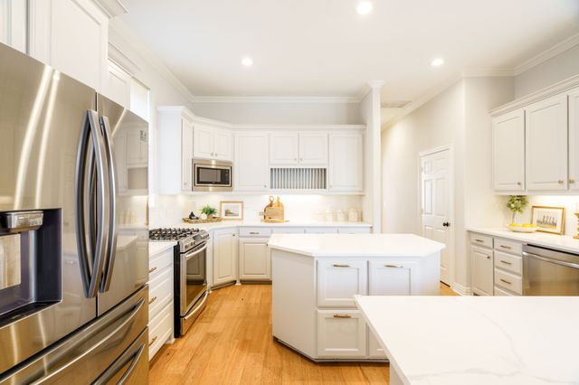 4513 Briar Hollow Drive, Plano, TX 75093