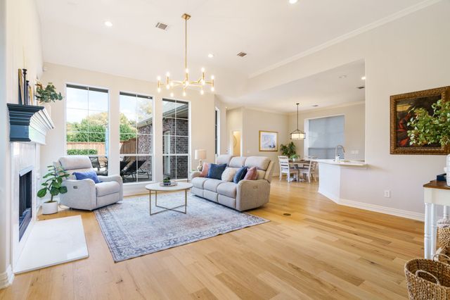 4513 Briar Hollow Drive, Plano, TX 75093