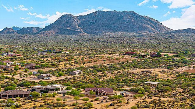 13849 E HAWKNEST Road, Scottsdale, AZ 85262