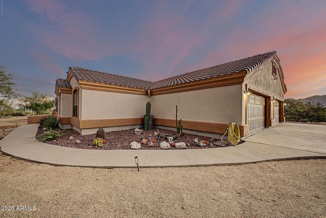 13849 E HAWKNEST Road, Scottsdale, AZ 85262