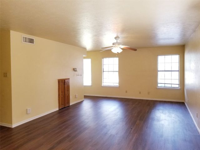 2424 Lakeview Circle 2426, Mckinney, TX 75072