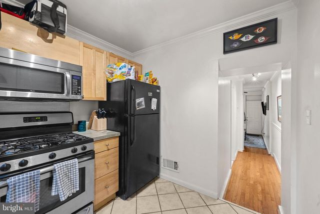 211 MADEIRA ST, Baltimore, MD 21231