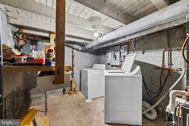 211 MADEIRA ST, Baltimore, MD 21231