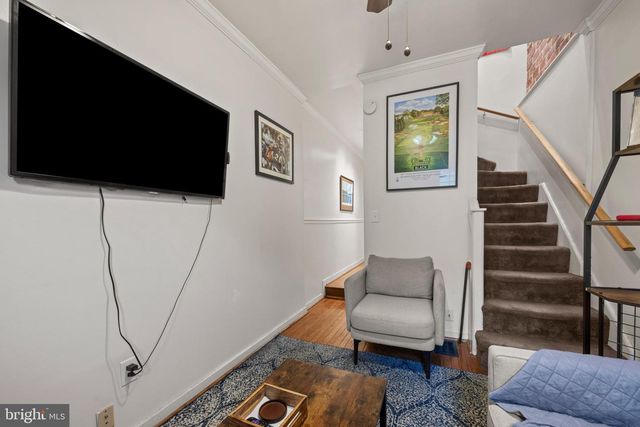 211 MADEIRA ST, Baltimore, MD 21231