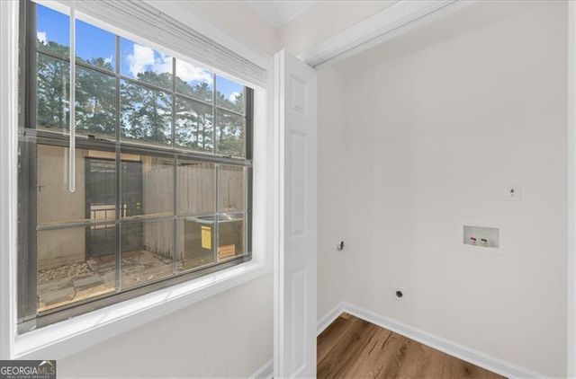 280 Winding River Road E, Sandy Springs, GA 30350
