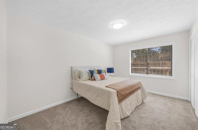 280 Winding River Road E, Sandy Springs, GA 30350