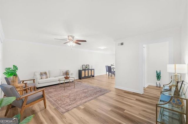 280 Winding River Road E, Sandy Springs, GA 30350