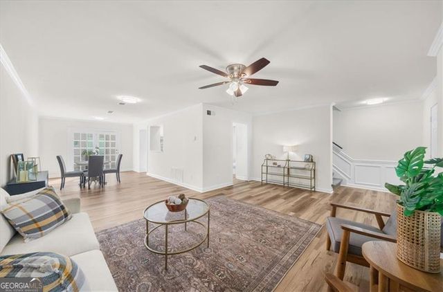 280 Winding River Road E, Sandy Springs, GA 30350