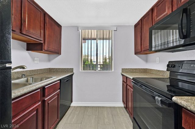 5081 River Glen Drive 97, Las Vegas, NV 89103