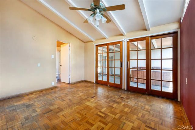 19760 Victory, Woodland Hills, CA 91367