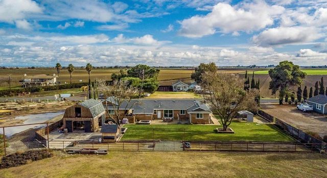 18393 Paradise Rd, Tracy, CA 95304