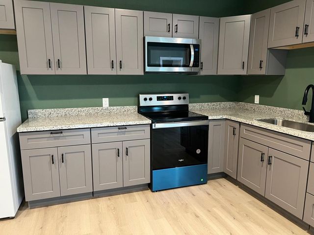 18393 Paradise Rd, Tracy, CA 95304