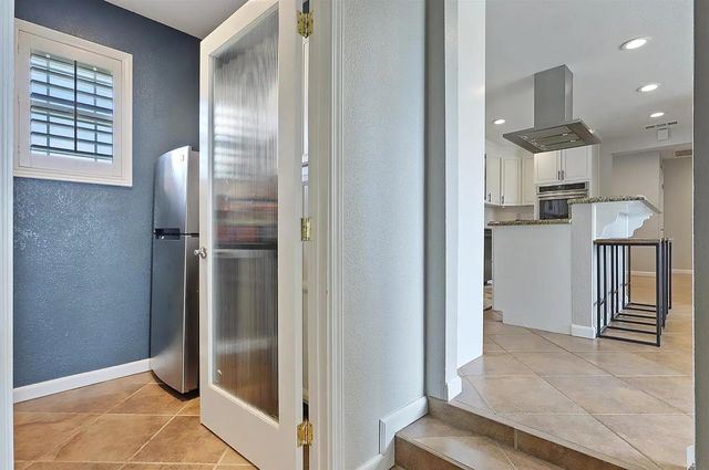 18393 Paradise Rd, Tracy, CA 95304