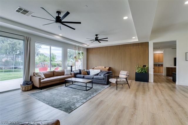 7210 Shallowford Avenue, Las Vegas, NV 89131