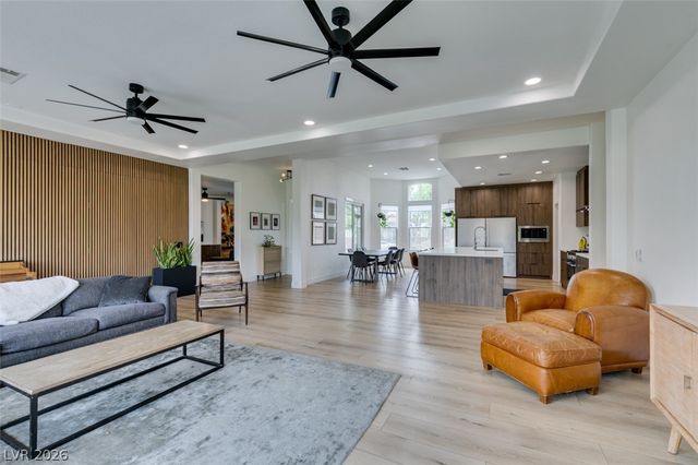 7210 Shallowford Avenue, Las Vegas, NV 89131