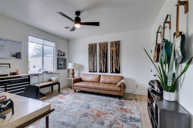 7210 Shallowford Avenue, Las Vegas, NV 89131
