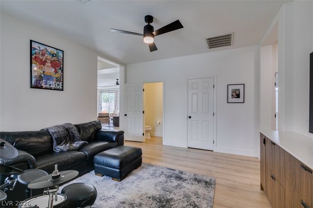 7210 Shallowford Avenue, Las Vegas, NV 89131