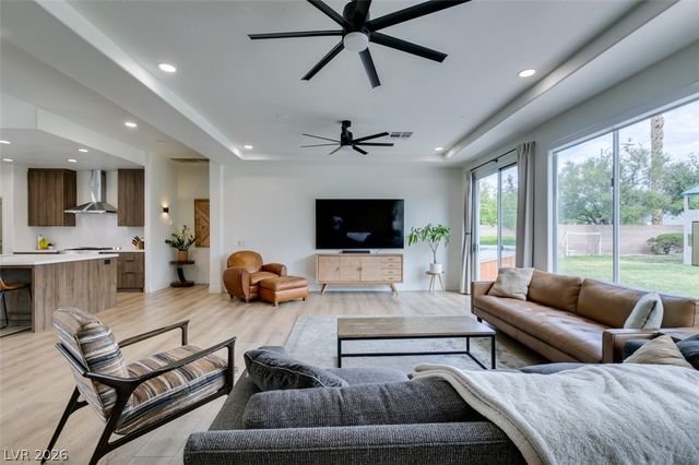 7210 Shallowford Avenue, Las Vegas, NV 89131