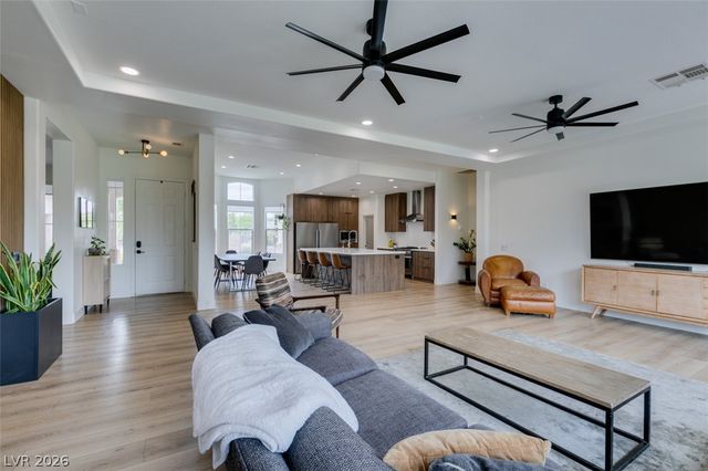 7210 Shallowford Avenue, Las Vegas, NV 89131