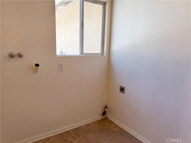 15358 Lookout, Apple Valley, CA 92307