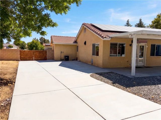 15358 Lookout, Apple Valley, CA 92307